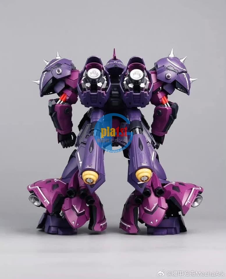 Brand New Mecha Ark MG 1/100 Tyrannical Titan (Messer Commander) Plastic Robot