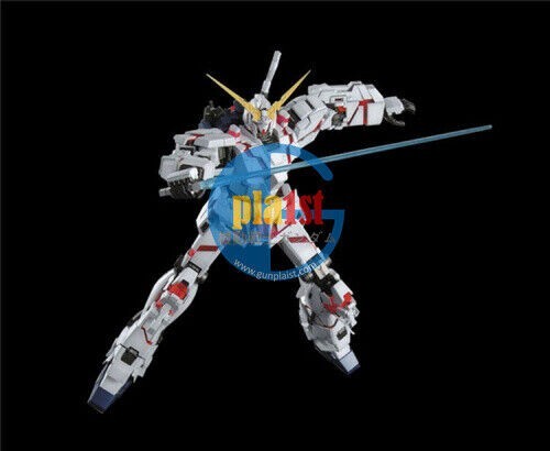 Brand New Unopen BANDAI MG 1/100 RX-0 UNICORN GUNDAM Full Psycho-Frame