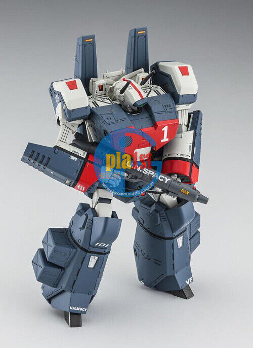 Brand New HASEGAWA 1/72 Macross VF-1J ARMORED VALKYRIE Plastic Model Kit